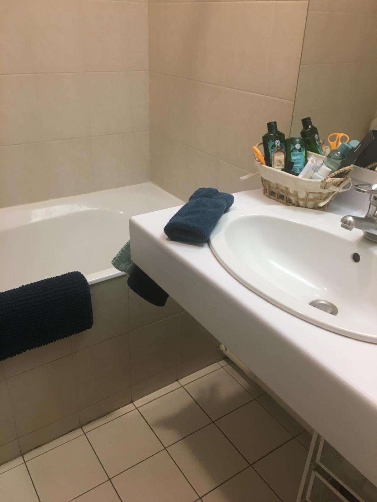 פריז Double Room With Balcony מראה חיצוני תמונה